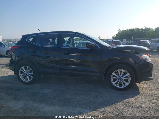 JN1BJ1CR1KW320582 Nissan ROGUE SPORT