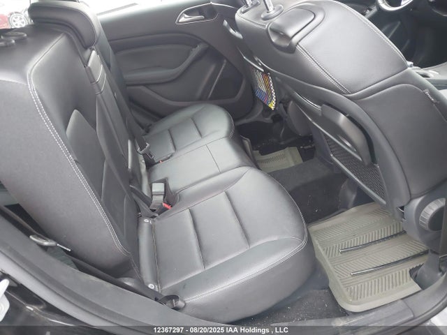 WDDMH4GBXGJ390186 Mercedes-Benz B-Class