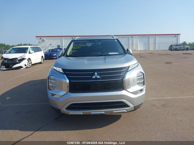 JA4J4UA81NZ609681 Mitsubishi Outlander