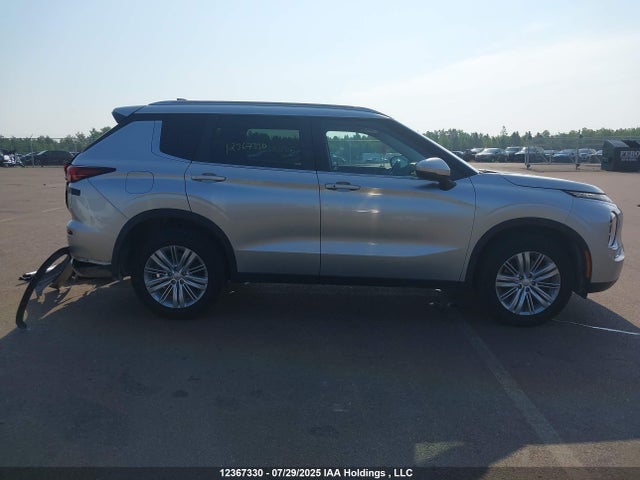 JA4J4UA81NZ609681 Mitsubishi Outlander