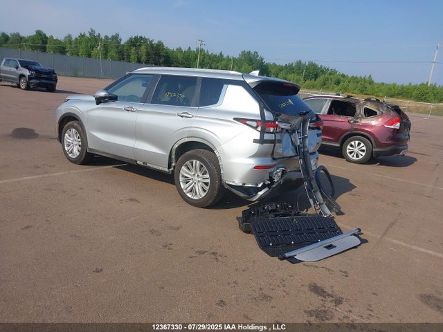 JA4J4UA81NZ609681 Mitsubishi Outlander