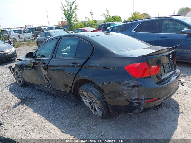 BMW 328I 2014 WBA3B3G53ENR82804 Image 3