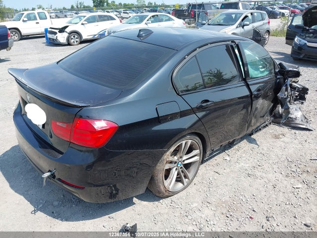 BMW 328I 2014 WBA3B3G53ENR82804 Image 4