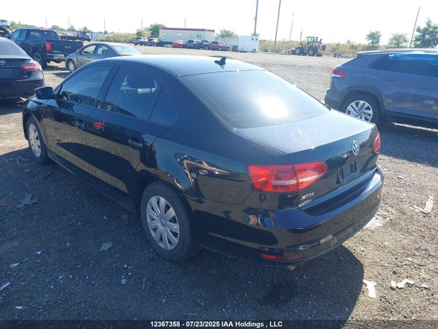3VW2K7AJ5FM323014 Volkswagen 2015