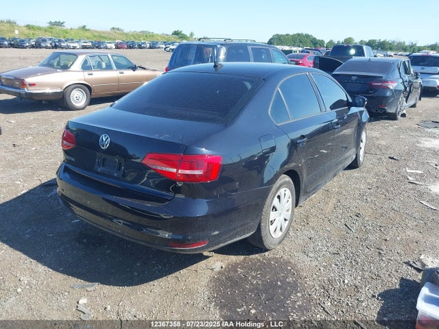3VW2K7AJ5FM323014 Volkswagen 2015