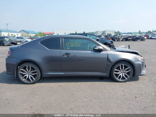 Scion 2ar-fe 2015 JTKJF5C7XFJ010815 Image 13