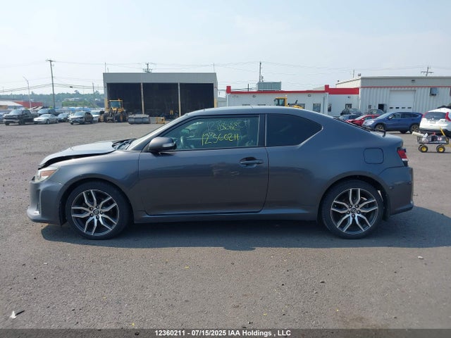 Scion 2ar-fe 2015 JTKJF5C7XFJ010815 Image 14