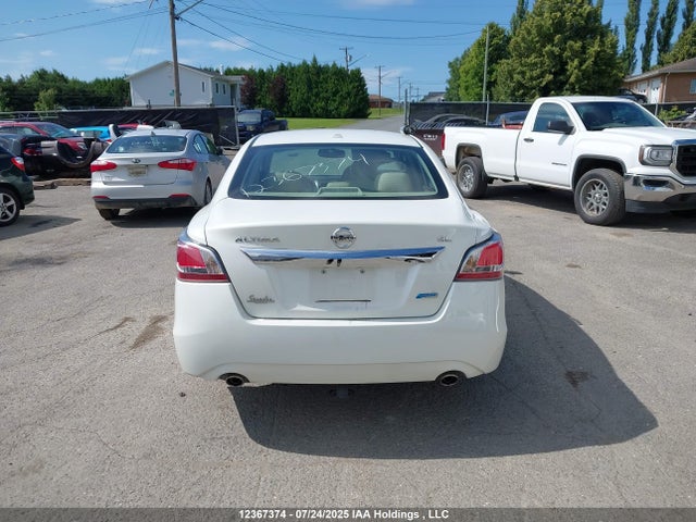 1N4AL3APXFN318637 Nissan 2015