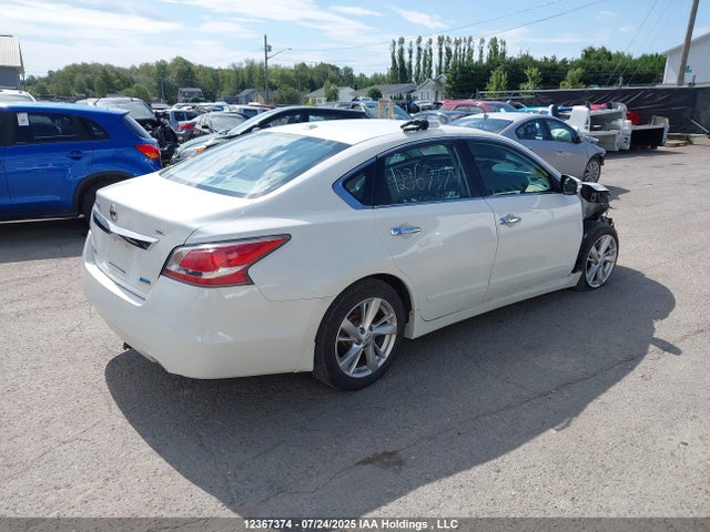 1N4AL3APXFN318637 Nissan 2015