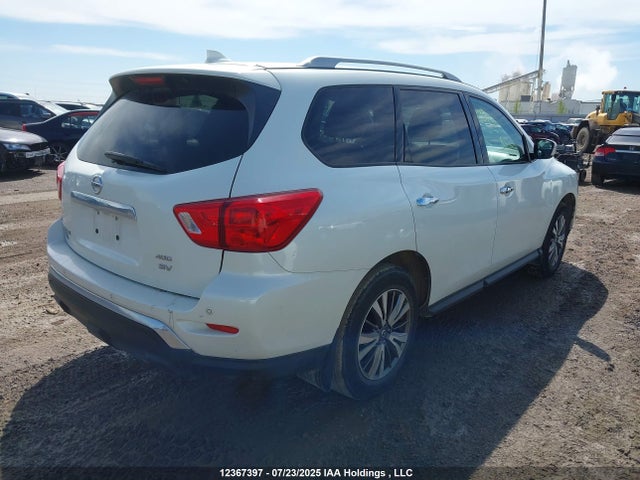 Nissan 2019 2019 5N1DR2MM9KC600822 Image 4