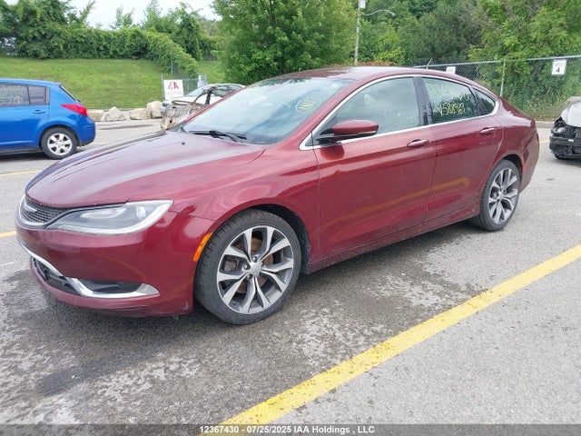 Chrysler 200 2015 1C3CCCCB2FN588969 Image 2