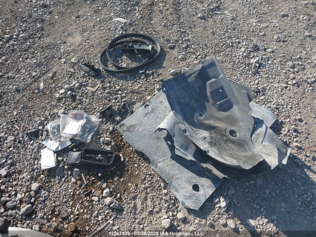 Tesla 2022 2022 5YJ3E1EB9NF339444 Image 11