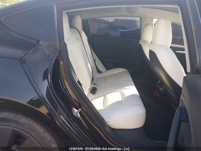 Tesla 2022 2022 5YJ3E1EB9NF339444 Image 8