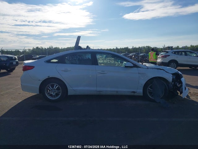 Hyundai Sonata 2017 5NPE24AF4HH475644 Image 14