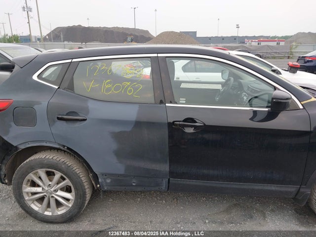 JN1BJ1CP4JW180962 Nissan ROGUE SPORT