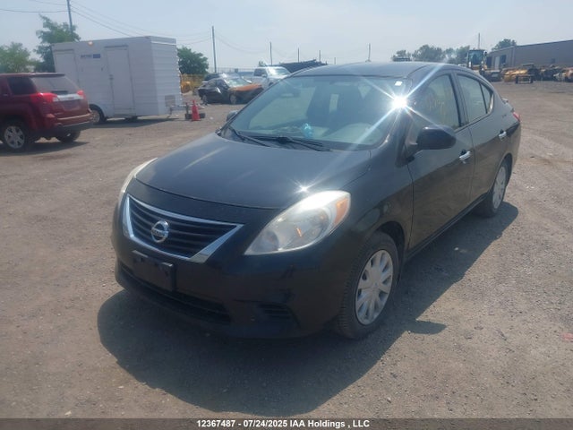 Nissan Versa 2014 3N1CN7AP5EL818145 Image 2