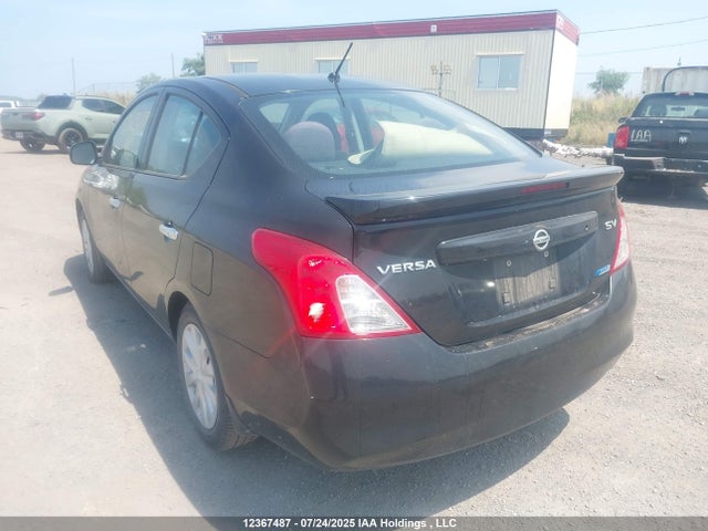 Nissan Versa 2014 3N1CN7AP5EL818145 Image 3