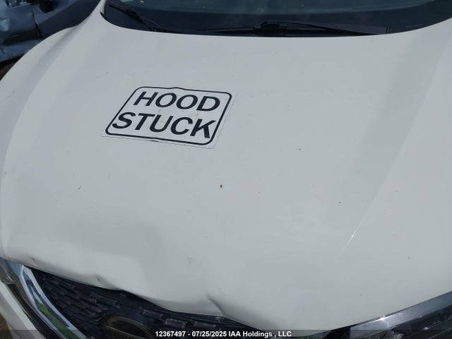 JN1BJ1CW4LW371226 Nissan ROGUE SPORT