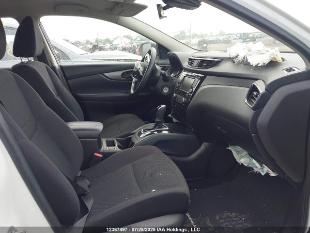 JN1BJ1CW4LW371226 Nissan ROGUE SPORT