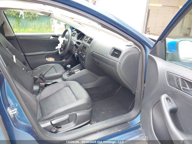 3VW167AJ3GM314359 Volkswagen 2016