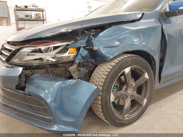 3VW167AJ3GM314359 Volkswagen 2016