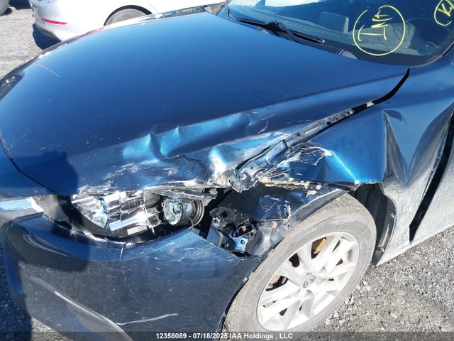 JM1BN1V79J1157222 Mazda pe