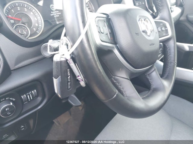 RAM 1500 2019 1C6SRFMT8KN611753 Image 11