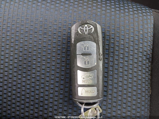3MYDLBYV8GY114429 Toyota p5v