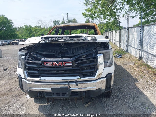 GMC l5p 2024 1GT49LEY2RF392349 Image 11