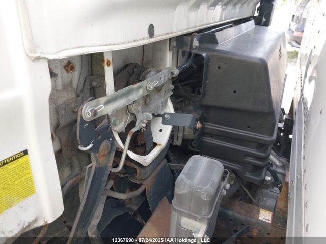 Isuzu I1b - 4hk1tc 2018 JALE5W168J7302561 Image 10