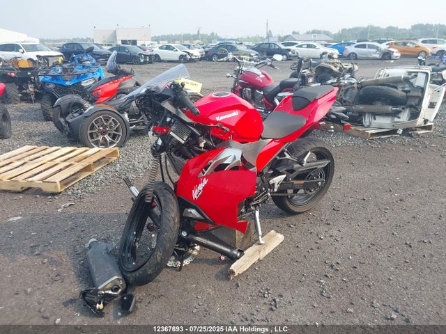Kawasaki Ninja 400 2020 JKAEXKG11LDA74243 Image 2