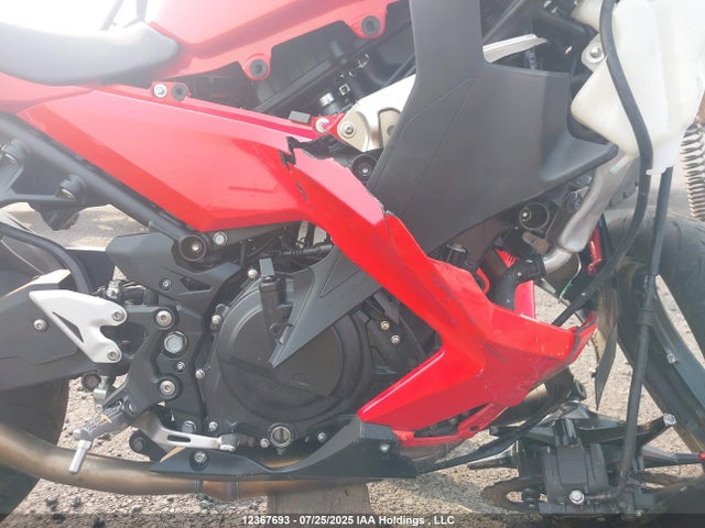 Kawasaki Ninja 400 2020 JKAEXKG11LDA74243 Image 8