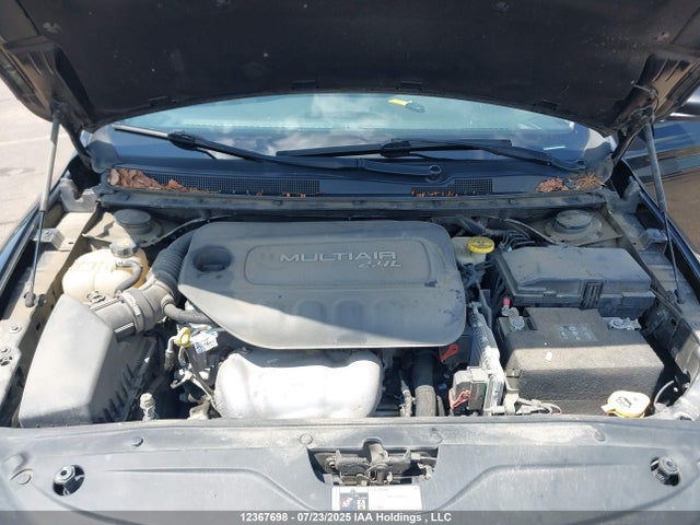 1C3CCCAB0GN140153 Chrysler 200