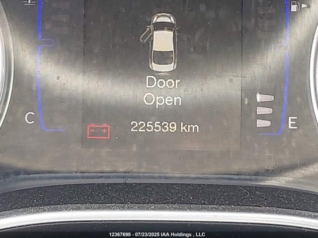 1C3CCCAB0GN140153 Chrysler 200