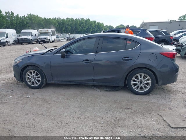 JM1BM1V77E1151637 Mazda pe