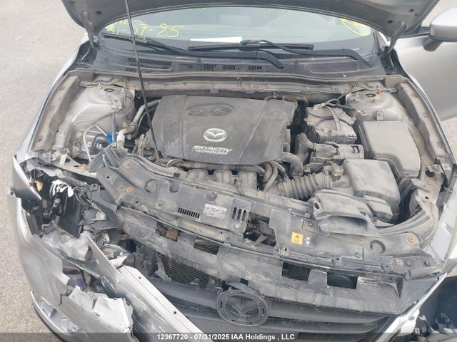 JM1BM1U74E1119388 Mazda pe