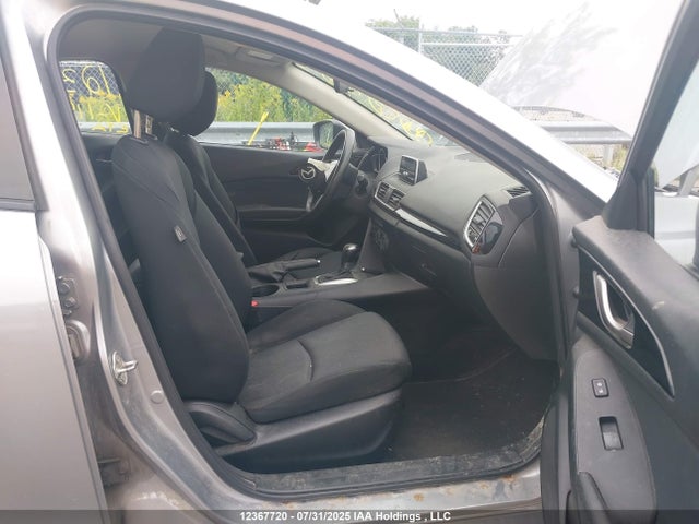 JM1BM1U74E1119388 Mazda pe