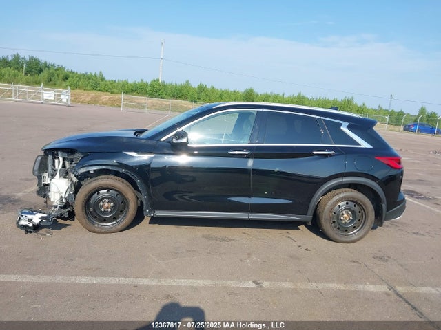 3PCAJ5CB6MF110070 Infiniti QX50