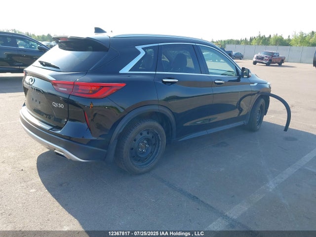 3PCAJ5CB6MF110070 Infiniti QX50