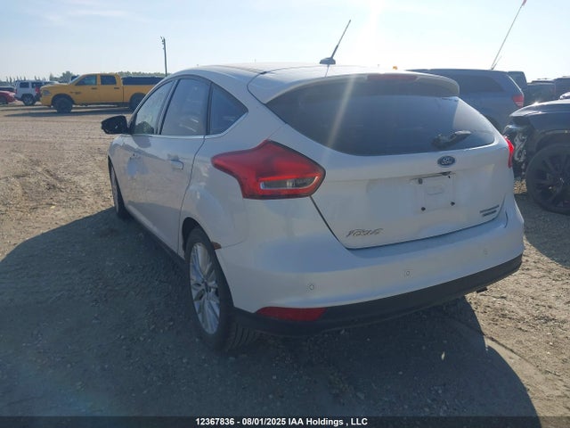 Ford 2016 2016 1FADP3N27GL334386 Image 3