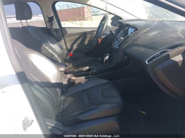 Ford 2016 2016 1FADP3N27GL334386 Image 5