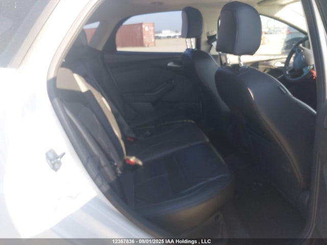 Ford 2016 2016 1FADP3N27GL334386 Image 8