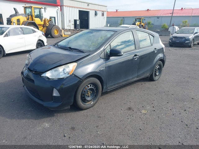 JTDKDTB38E1563756 Toyota 1nz-fxe+1lm