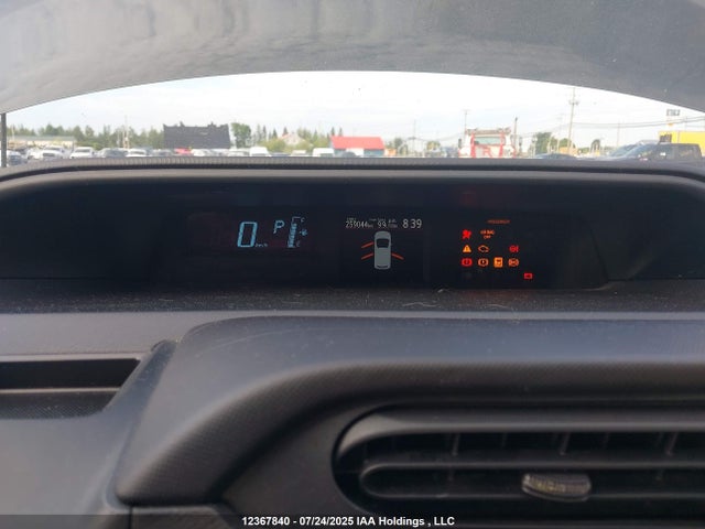 JTDKDTB38E1563756 Toyota 1nz-fxe+1lm