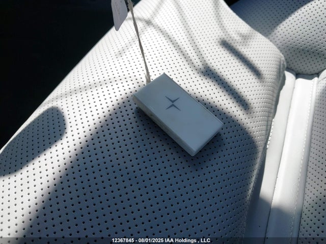 YSREA3YB0SB004310 Polestar e400v30