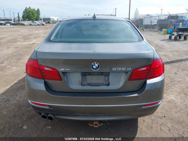 WBAFV3C50EDZ33415 BMW 535d