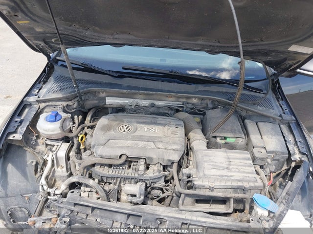 3VWC17AU5GM516329 Volkswagen 1.8 tsi