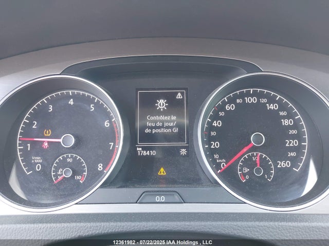 3VWC17AU5GM516329 Volkswagen 1.8 tsi