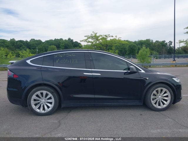 Tesla MODEL X 2017 5YJXCAE24HF035188 Image 13