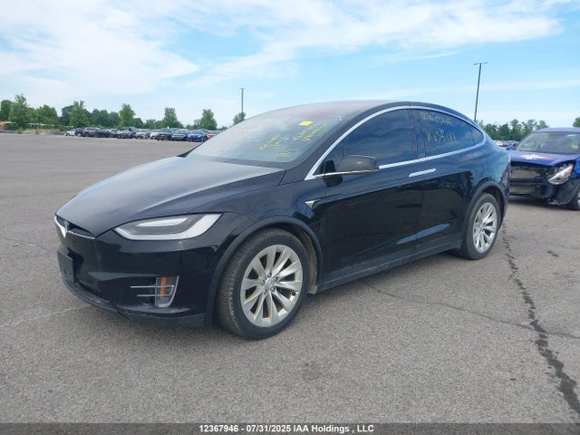 Tesla MODEL X 2017 5YJXCAE24HF035188 Image 2